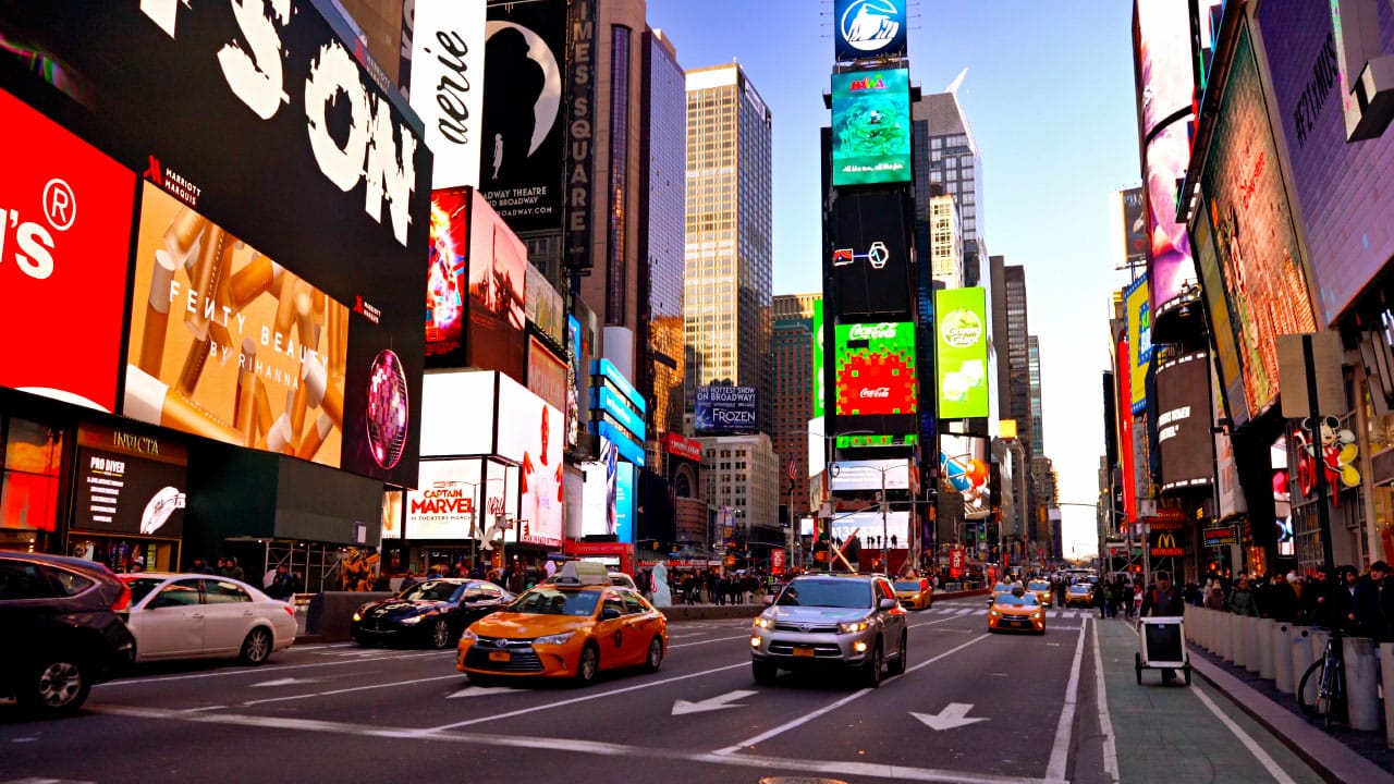 Kabellose Digital Signage-Lösungen zur Einbindung und Information von Besuchern